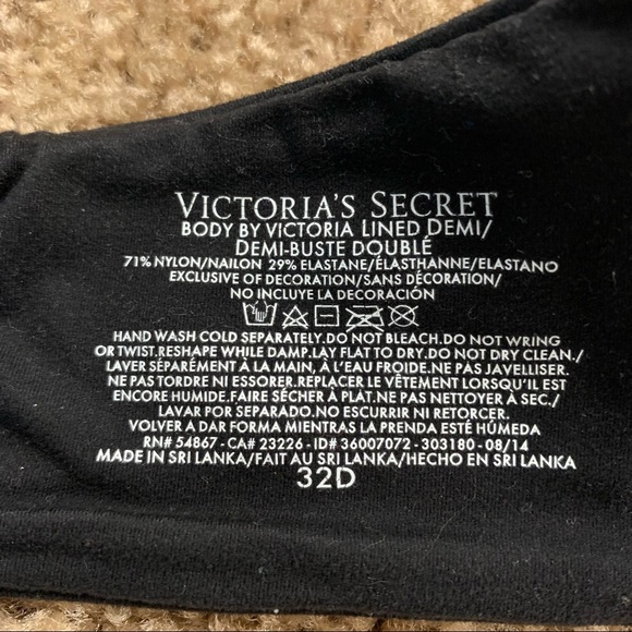 Victoria's Secret Body by Victoria Lined Demi Bra - Picture 6 of 6